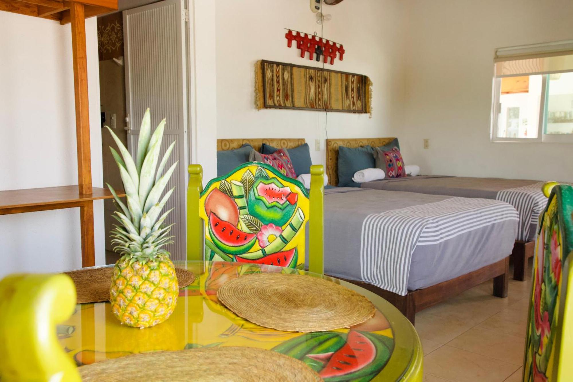 Lalora Hotel & Villas サン・パトリシオ・メラケ エクステリア 写真
